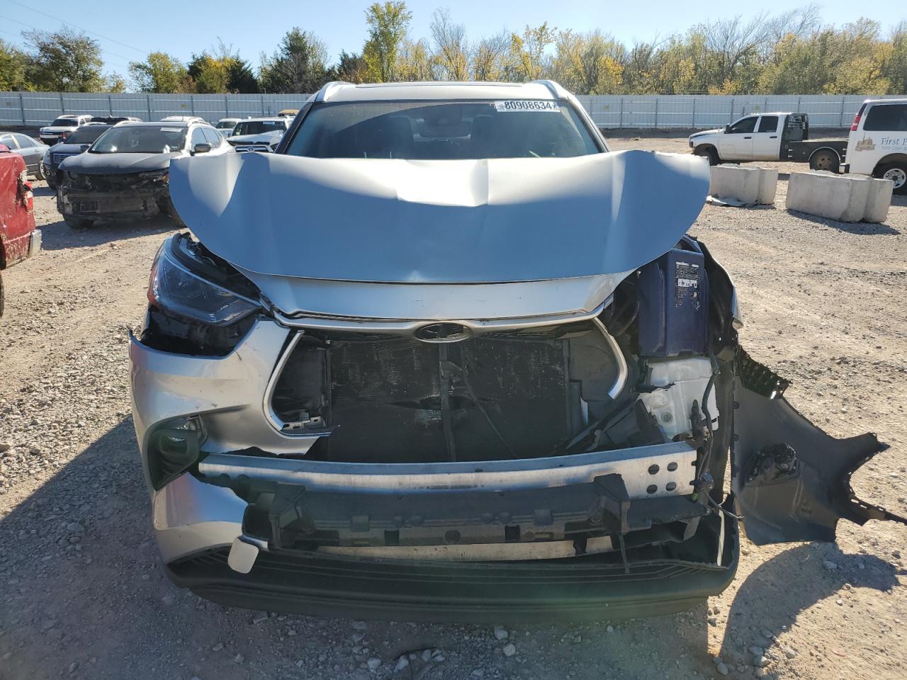 VIN 5TDGZRAH0MS056018 2021 TOYOTA HIGHLANDER no.5