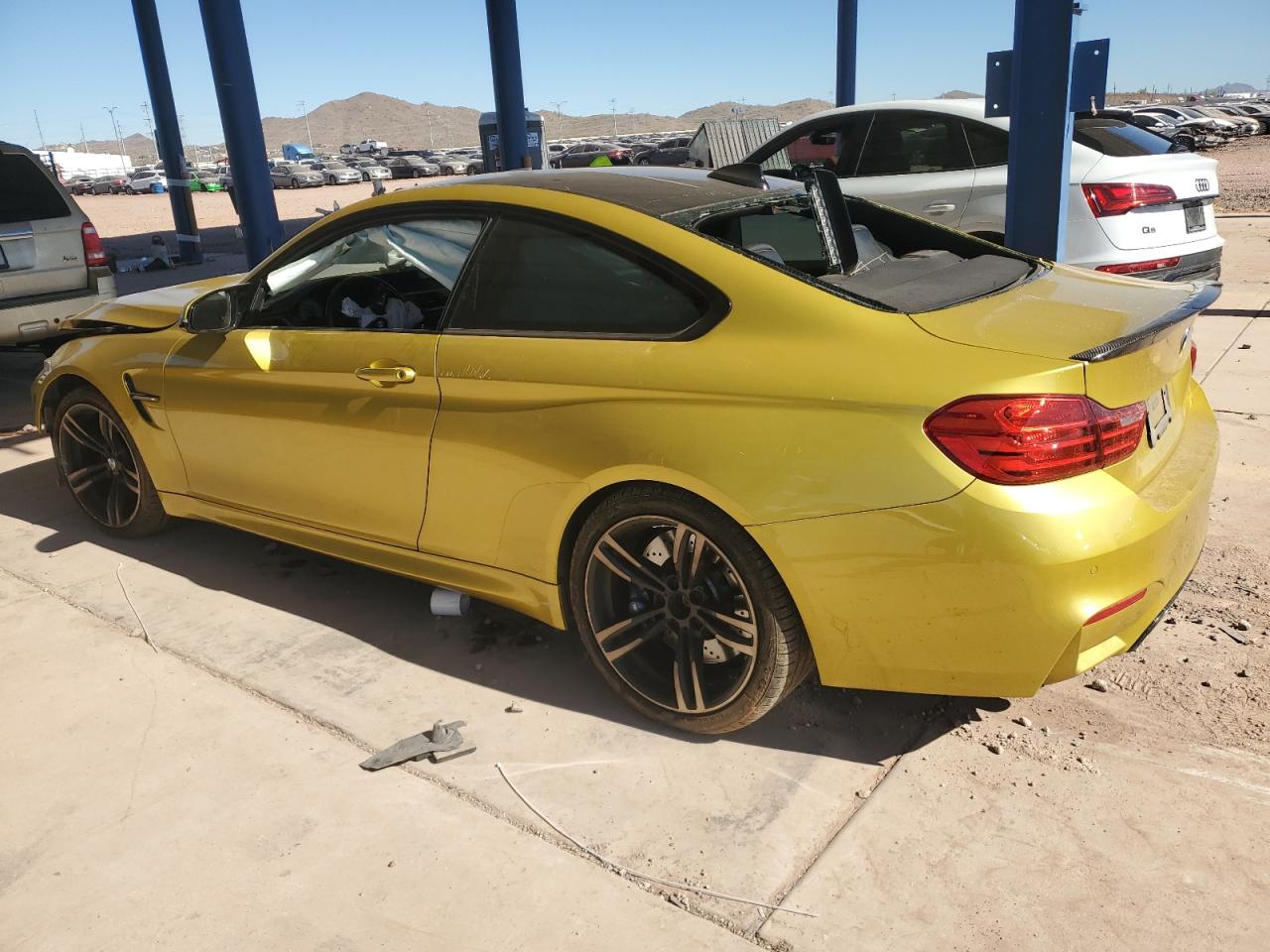 2015 BMW M4 - Image 2