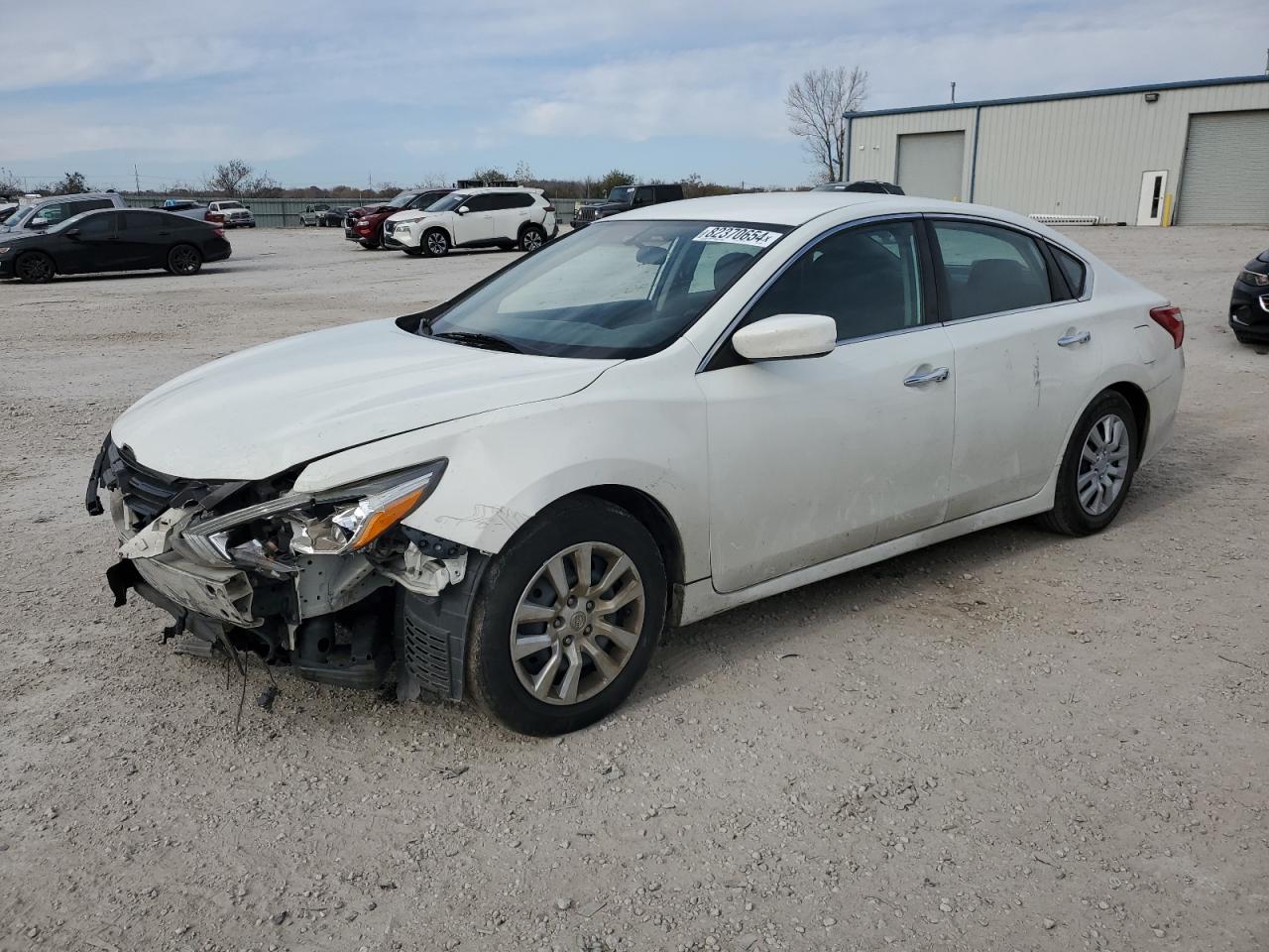 2016 Nissan Altima - Image 1