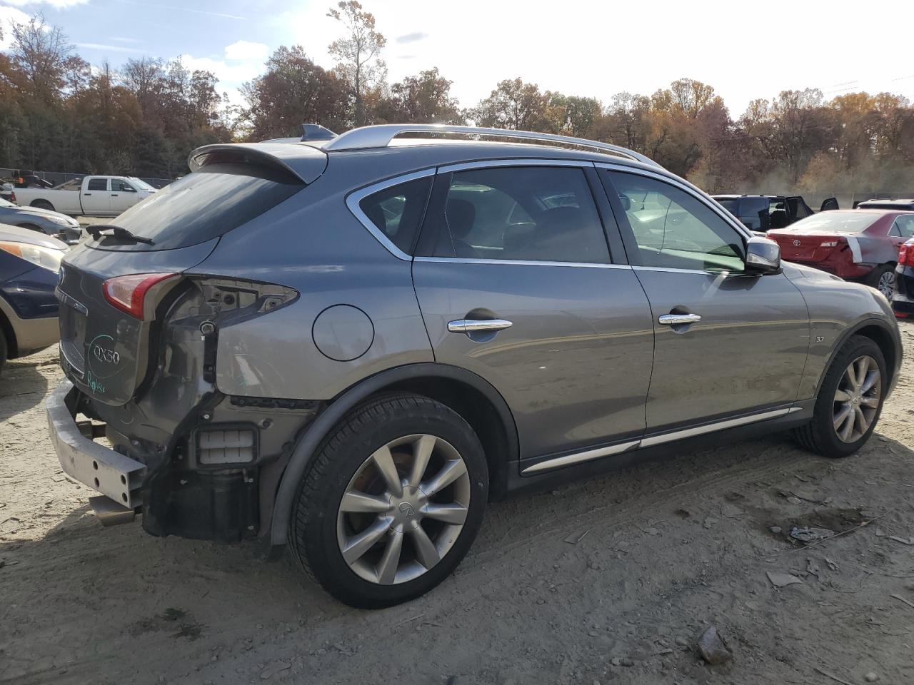 2017 Infiniti QX50 - Image 3