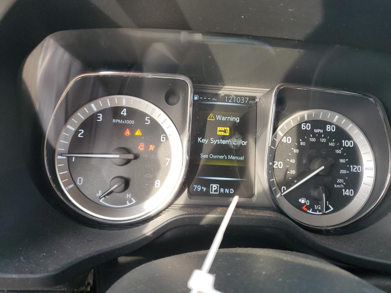 2017 Nissan Titan - Image 9