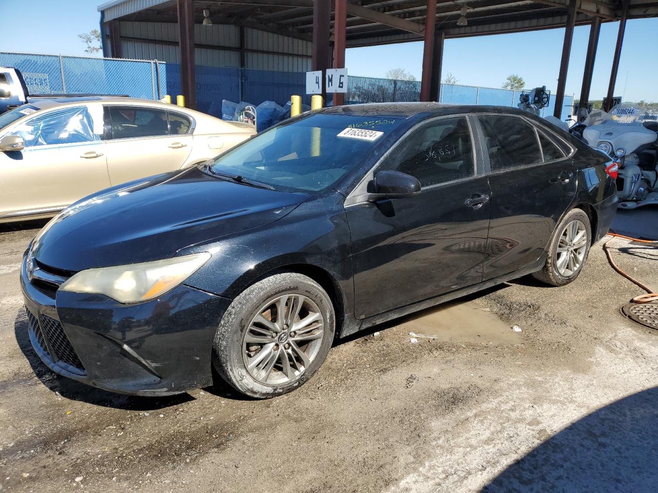 VIN 4T1BF1FK6GU197518 2016 TOYOTA CAMRY no.1