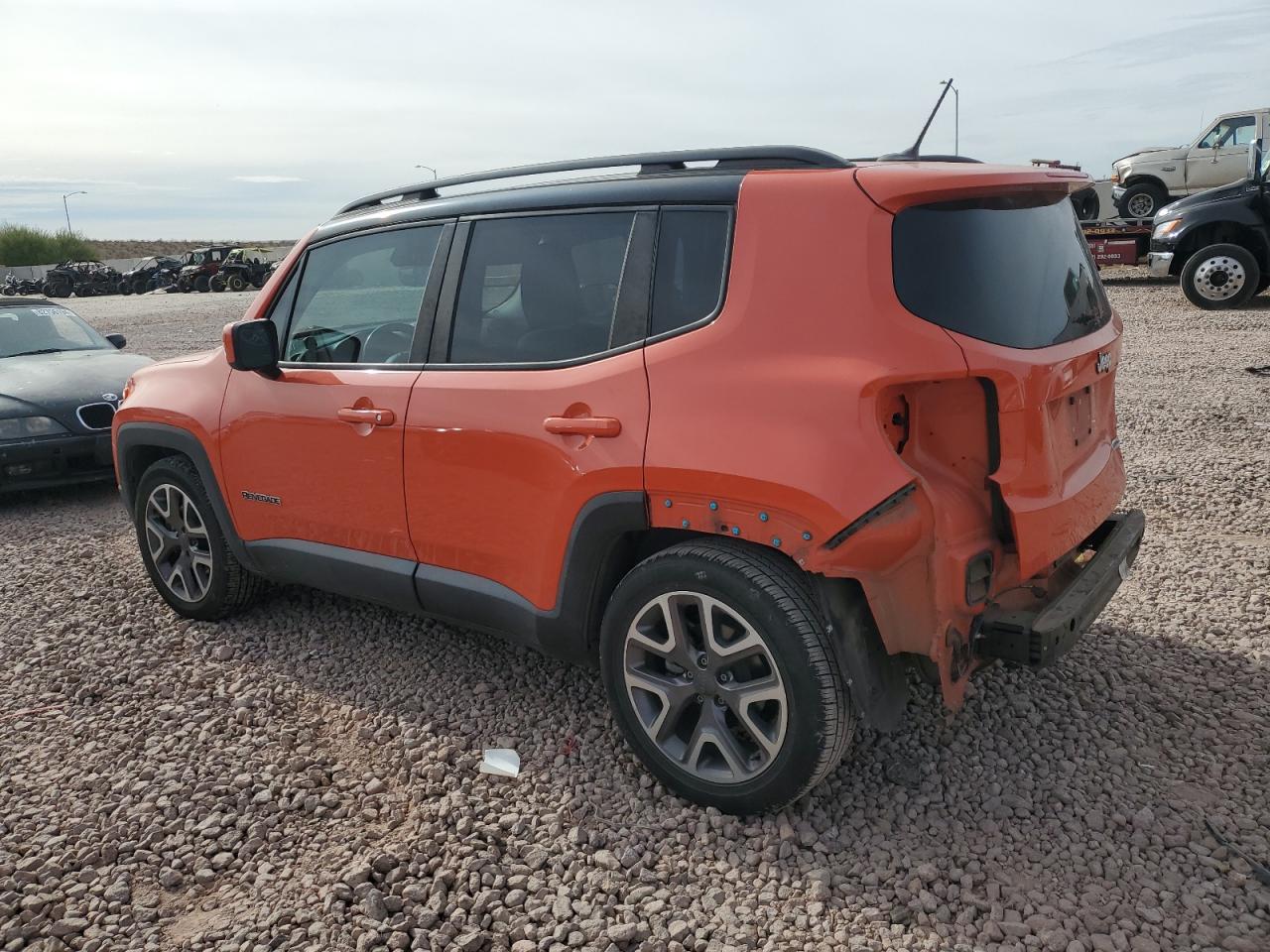 ZACCJABT9FPB38873 2015 JEEP RENEGADE - Image 2