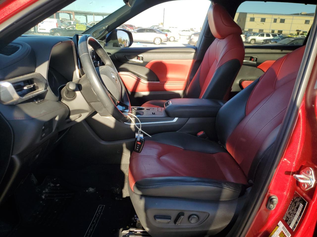 2021 Toyota Highlander - Image 7