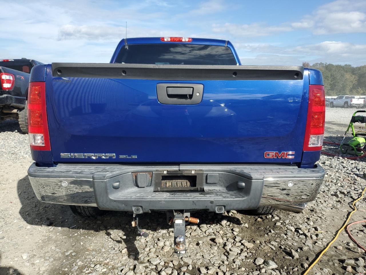 2013 GMC Sierra - Image 6