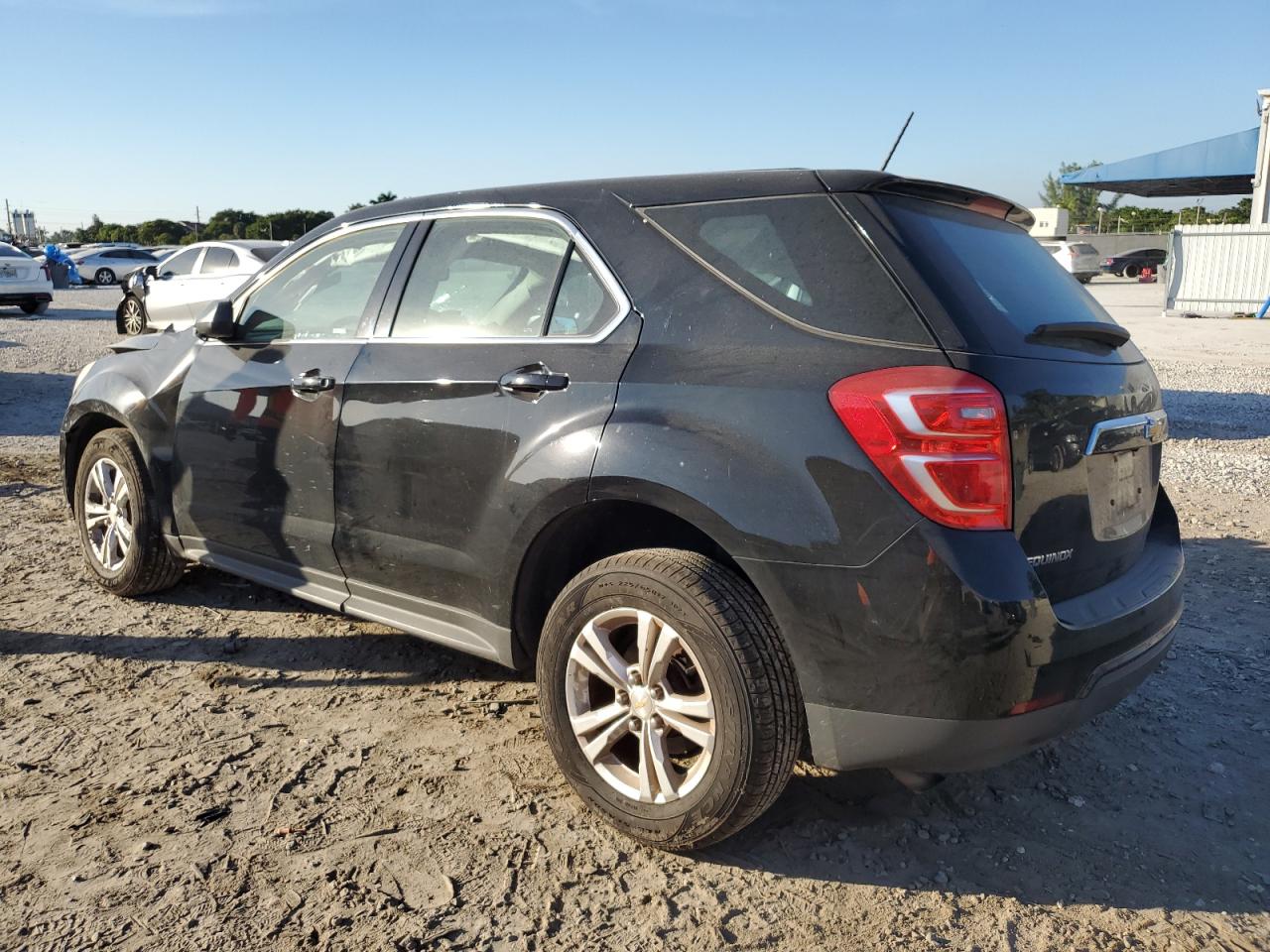2017 Chevrolet Equinox - Image 2