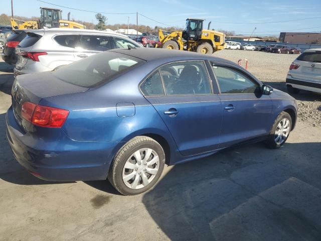  VOLKSWAGEN JETTA 2014 Синий