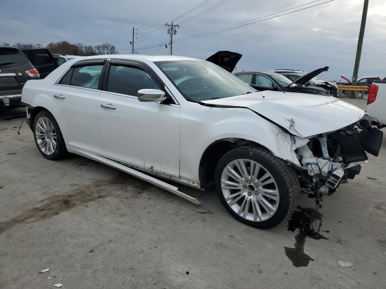 2012 Chrysler 300 - Image 4