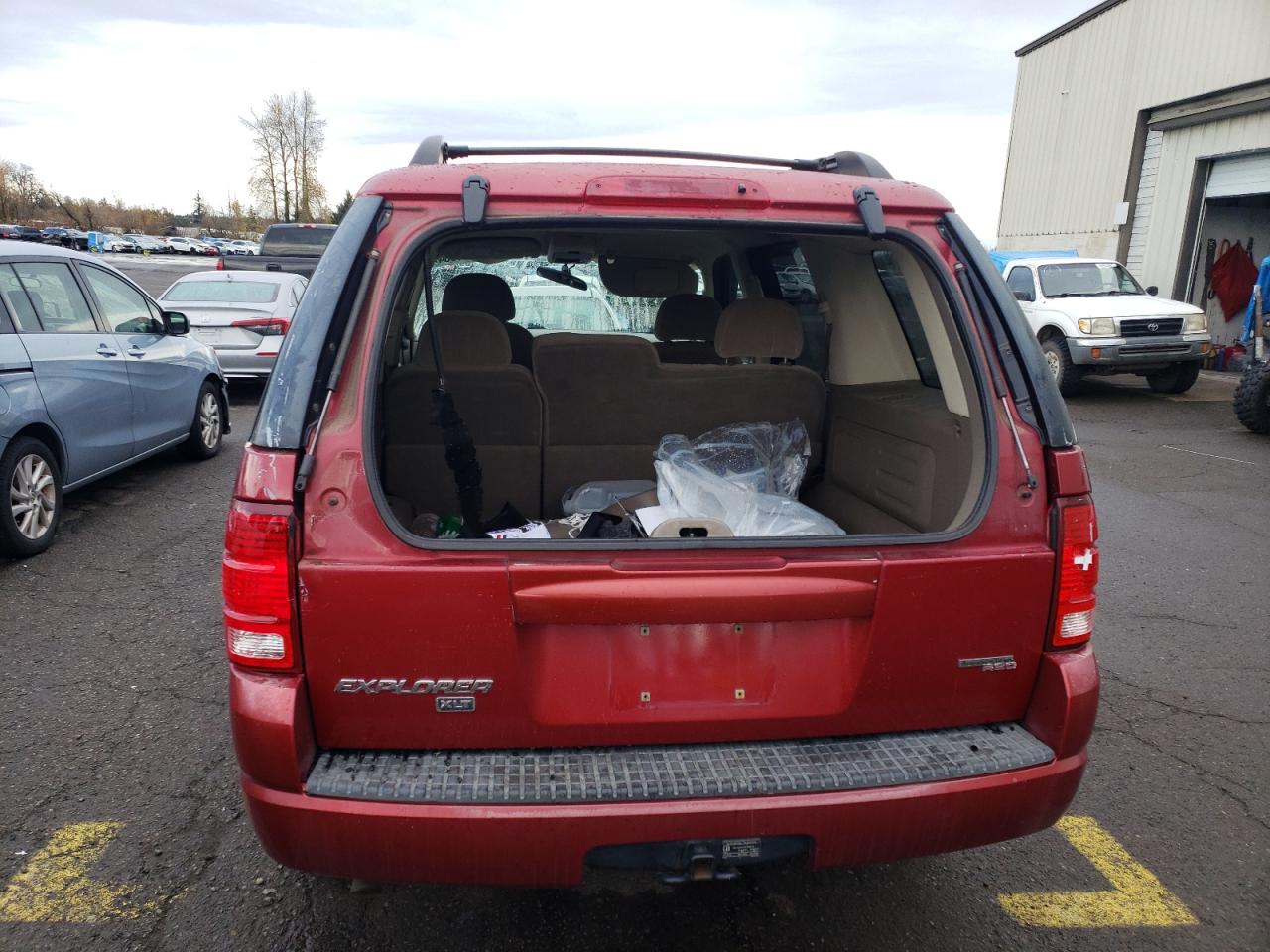 2005 Ford Explorer - Image 6