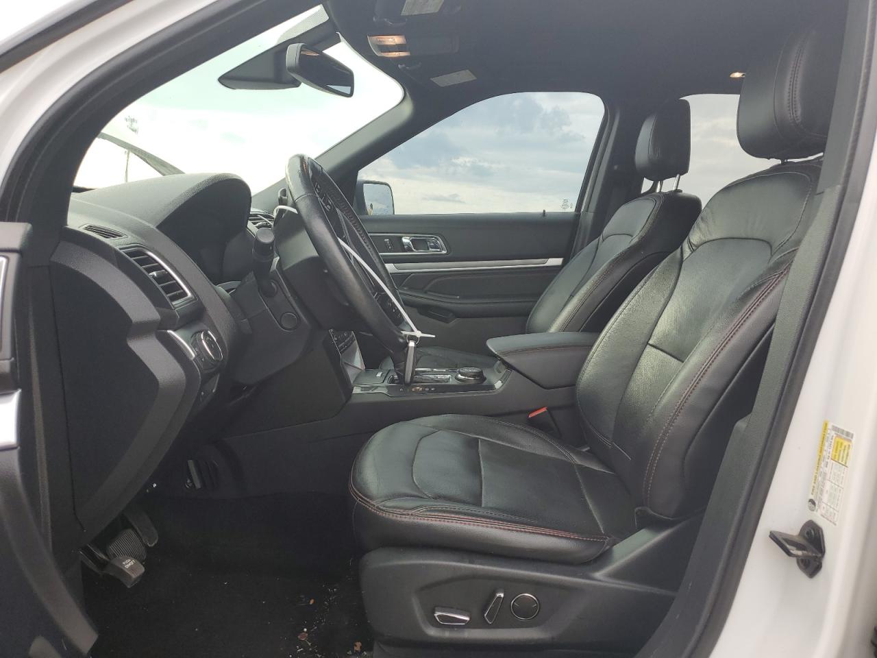 2018 Ford Explorer - Image 7
