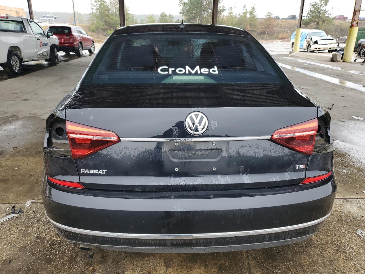 2017 Volkswagen Passat - Image 6