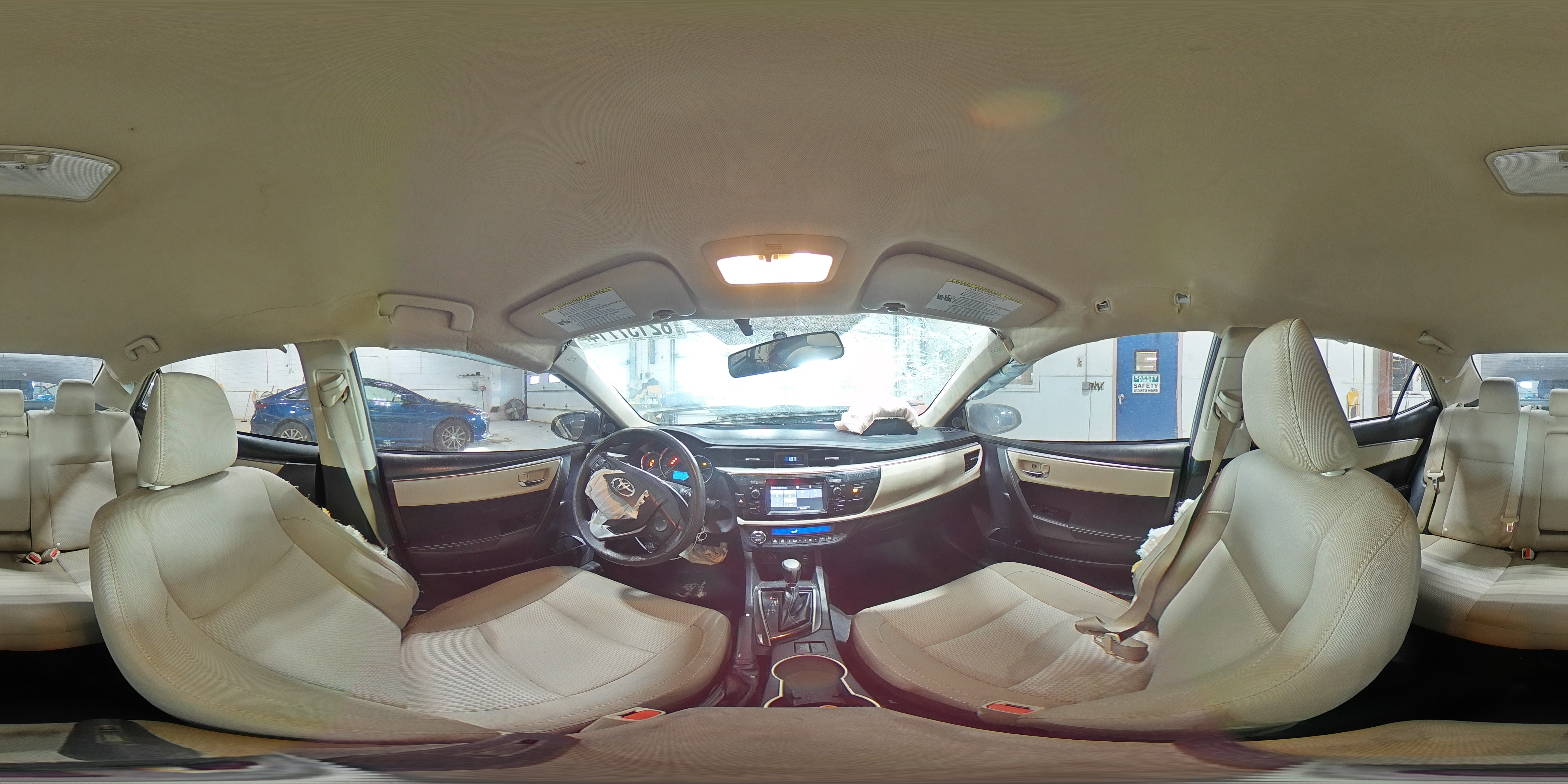 2015 Toyota Corolla - Image 13