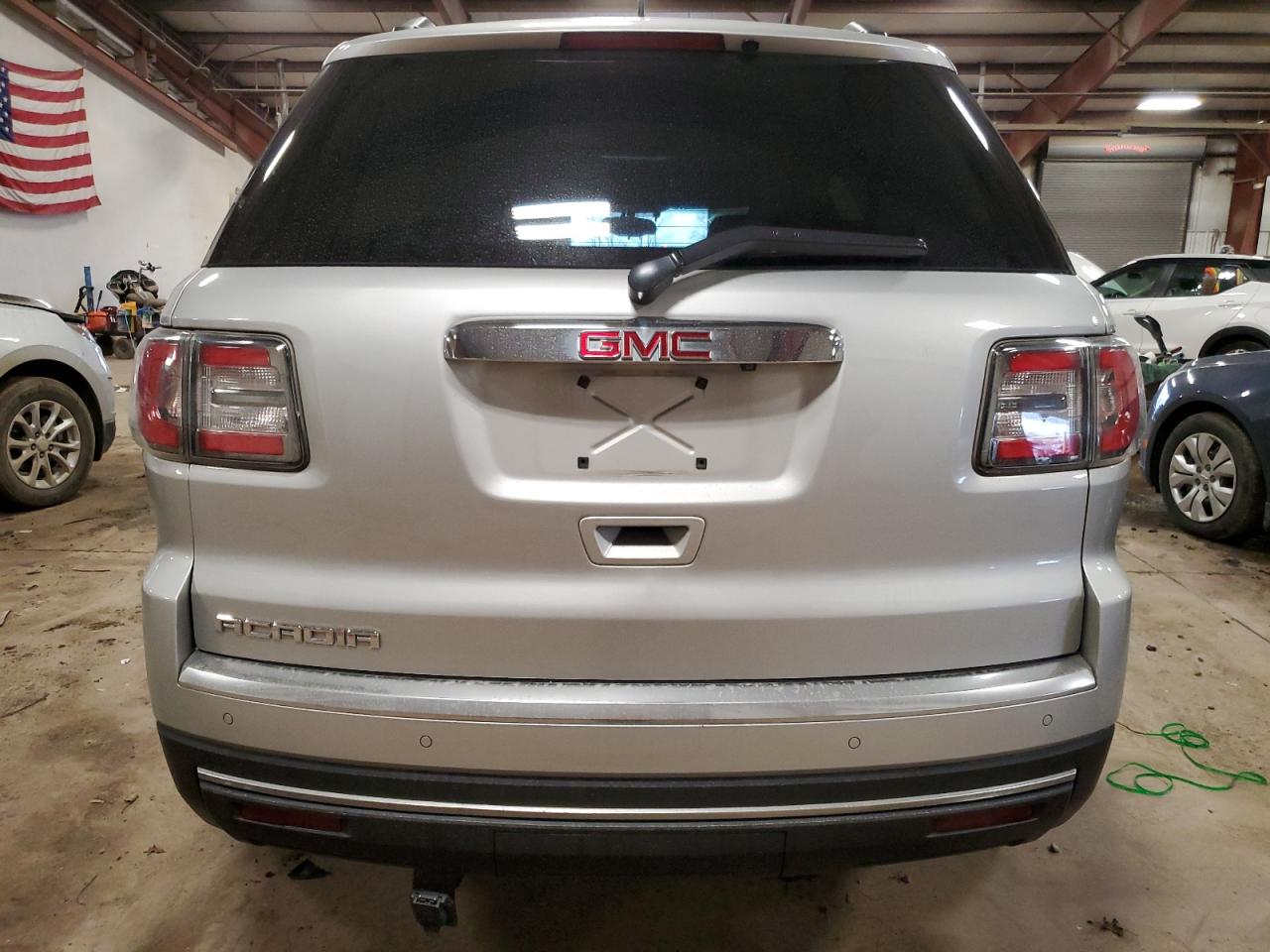 2013 GMC Acadia - Image 6