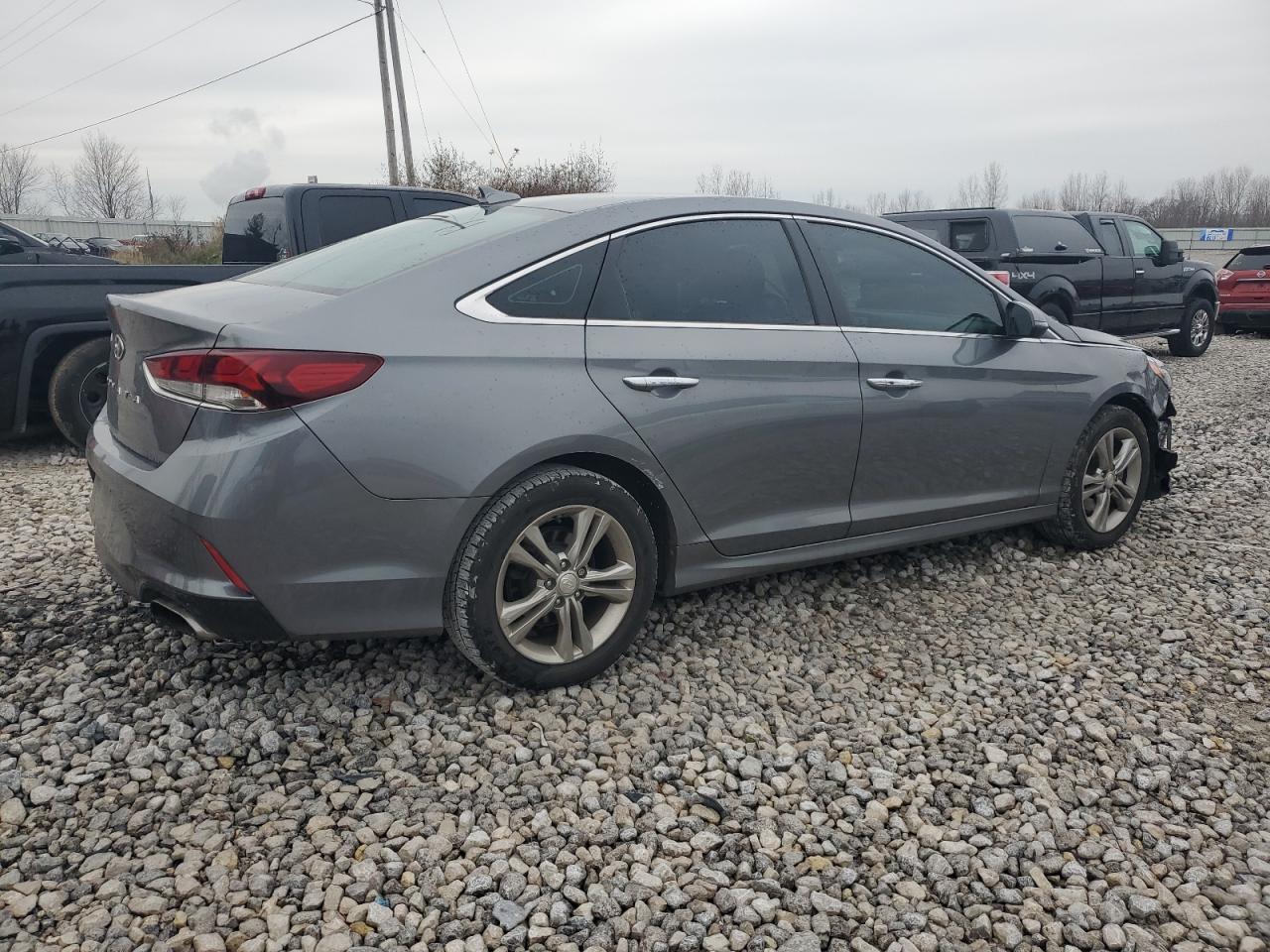2018 Hyundai Sonata - Image 3