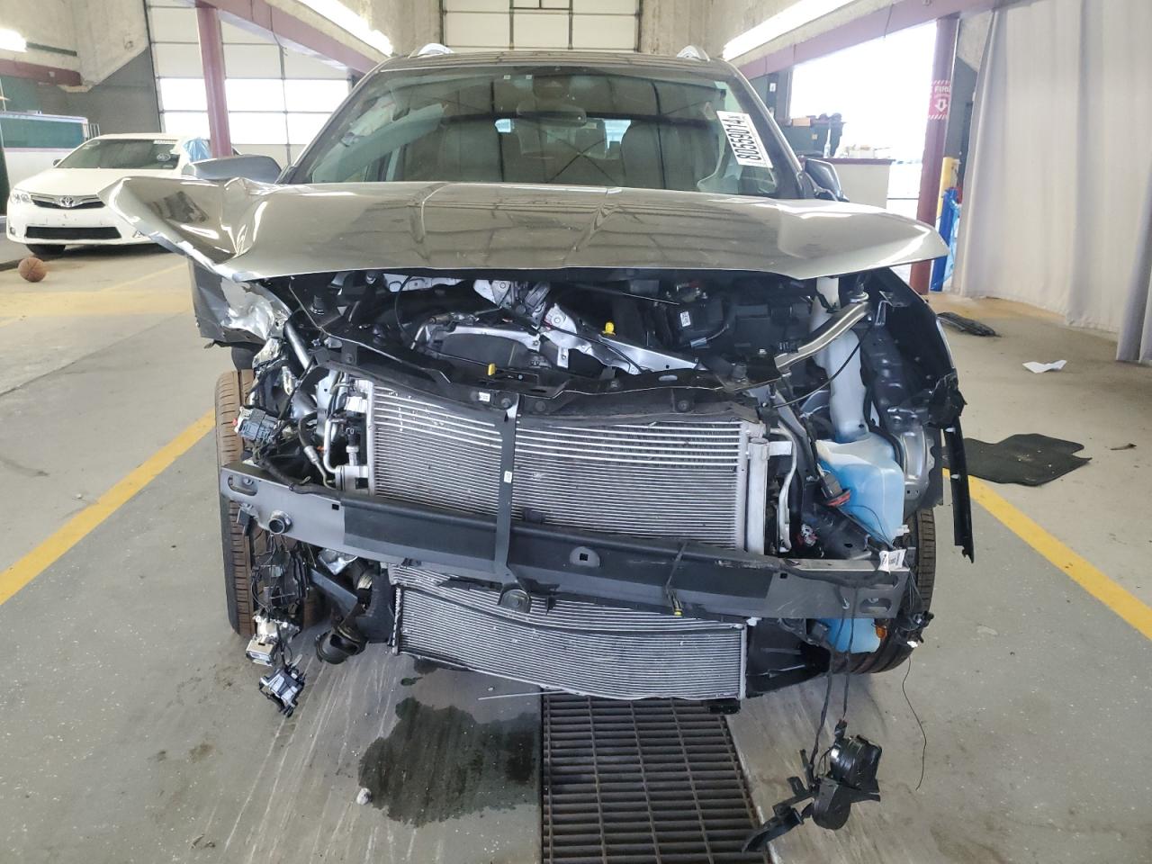 2020 GMC Terrain - Image 5