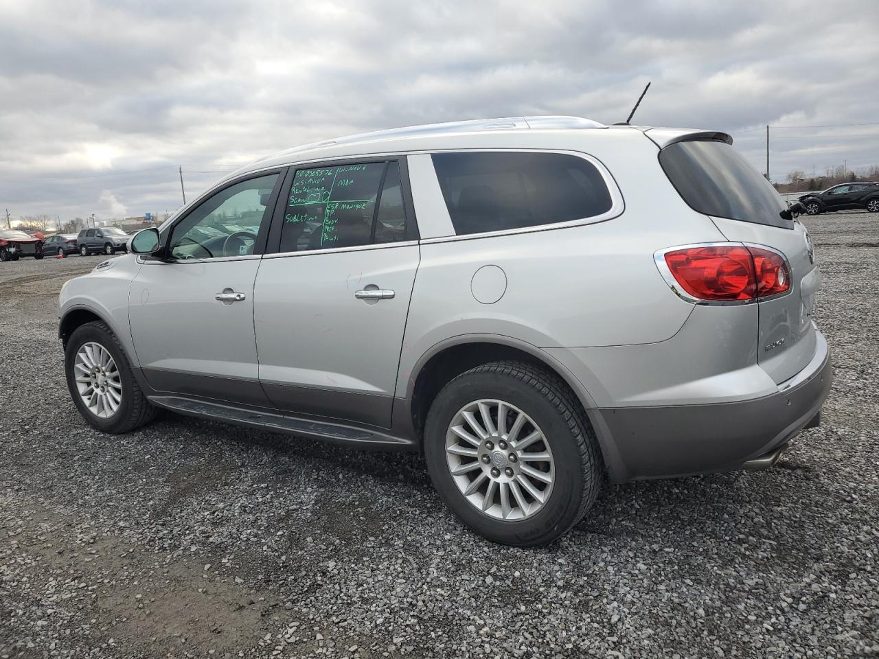 2011 Buick Enclave - Image 2