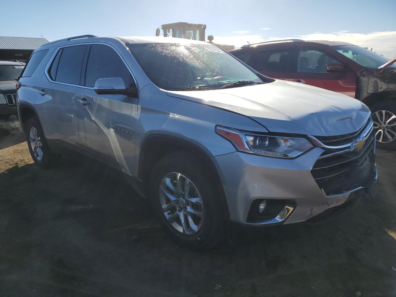 VIN 1GNEVGKW7JJ121113 2018 CHEVROLET TRAVERSE no.4