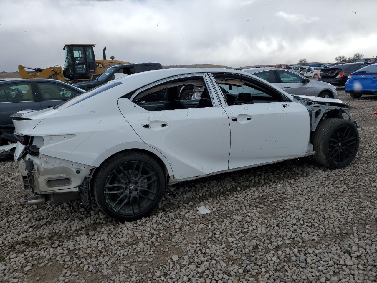 2022 Lexus IS - Image 3