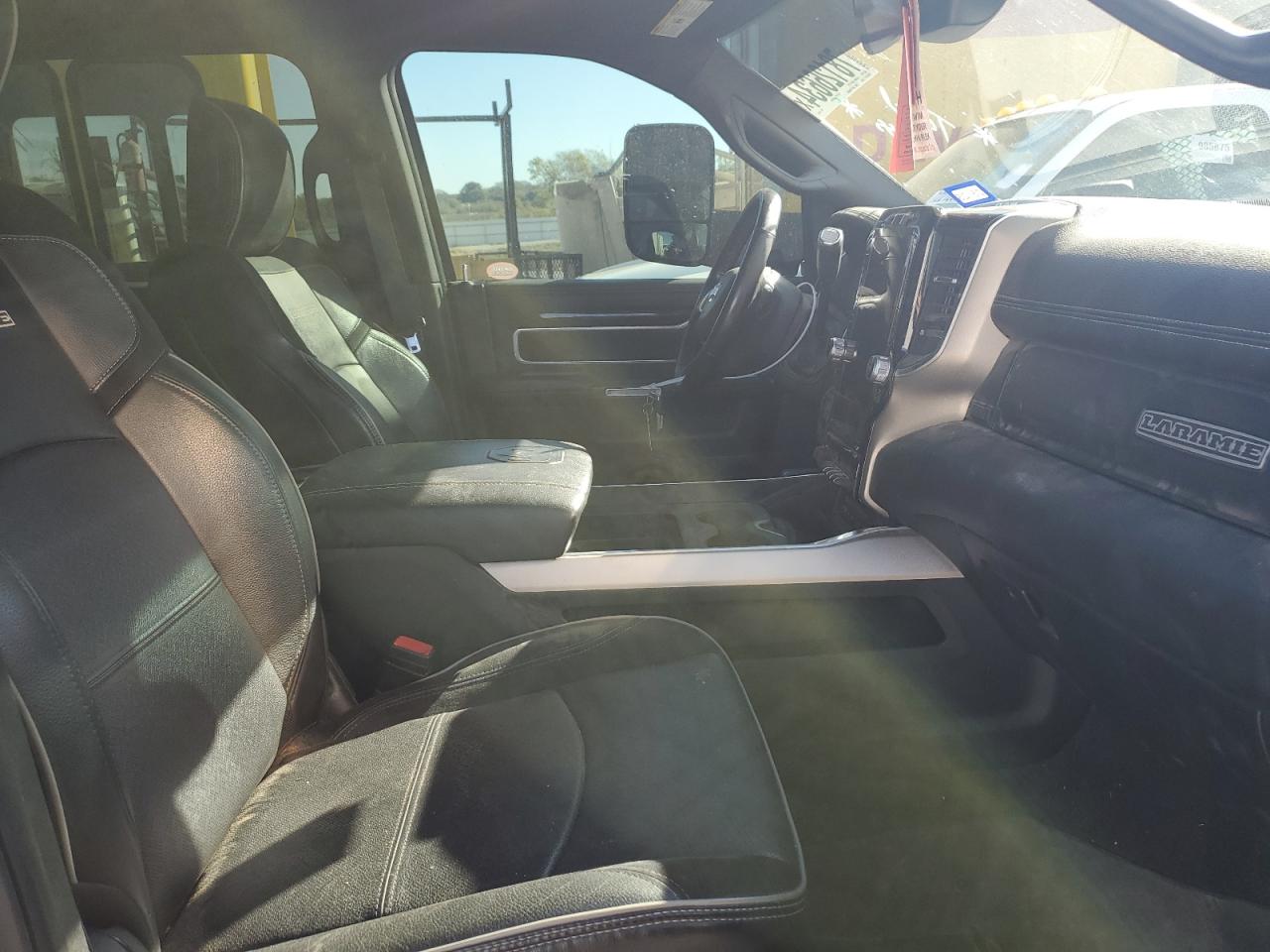 2019 RAM 3500 - Image 5