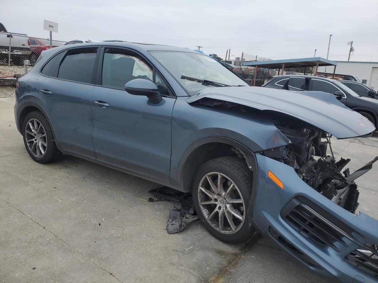 2019 Porsche Cayenne - Image 4