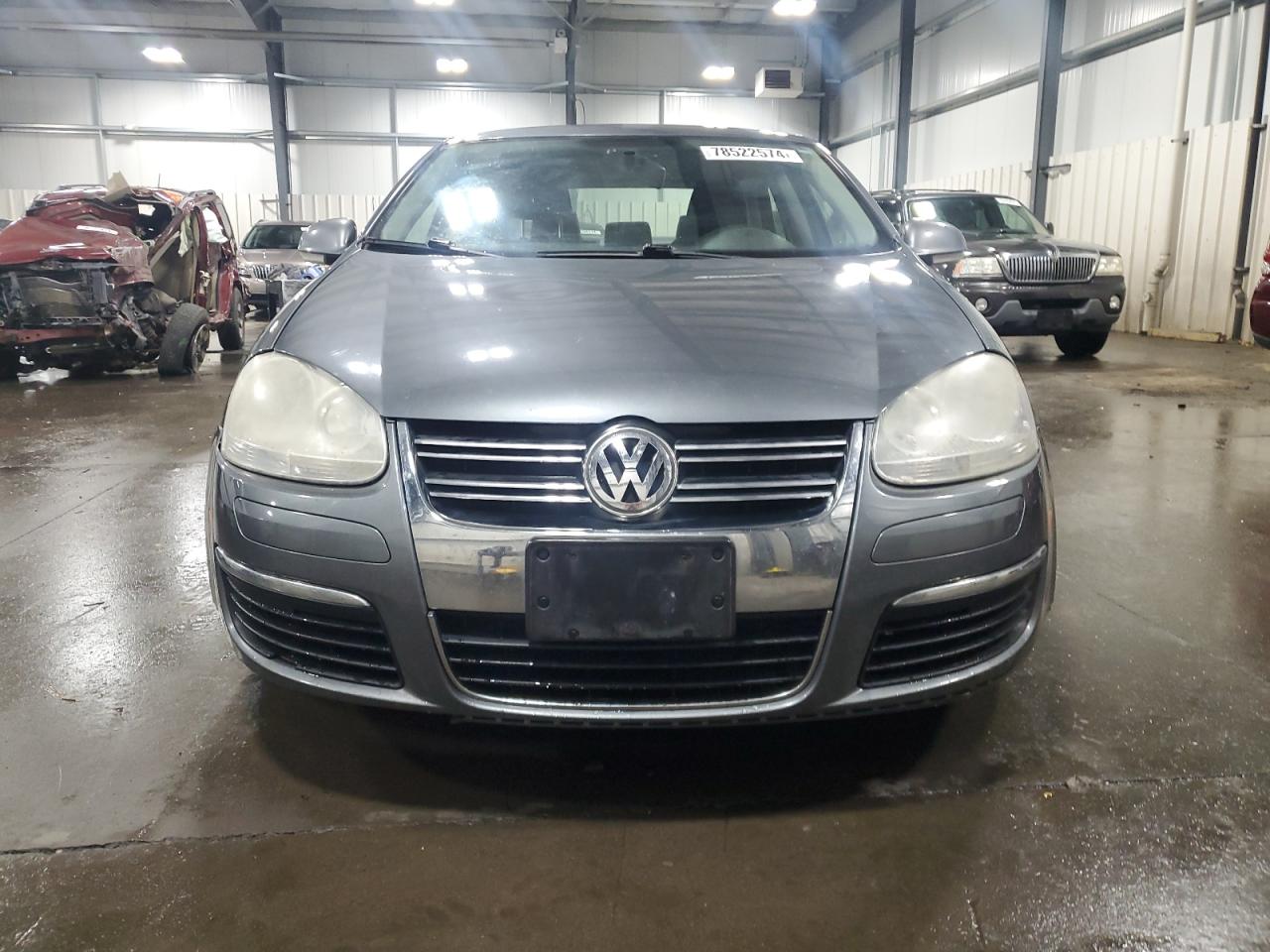 2009 Volkswagen Jetta - Image 5