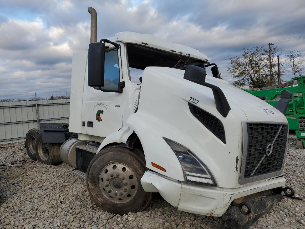 2024 Volvo Vnr for Sale in Louisville, KY - Rollover