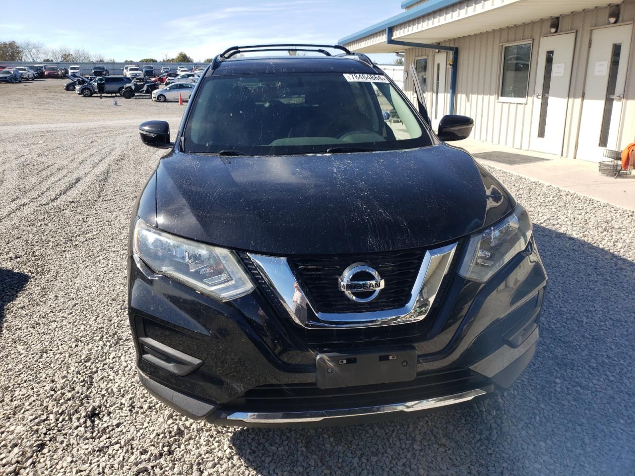 2017 Nissan Rogue - Image 5