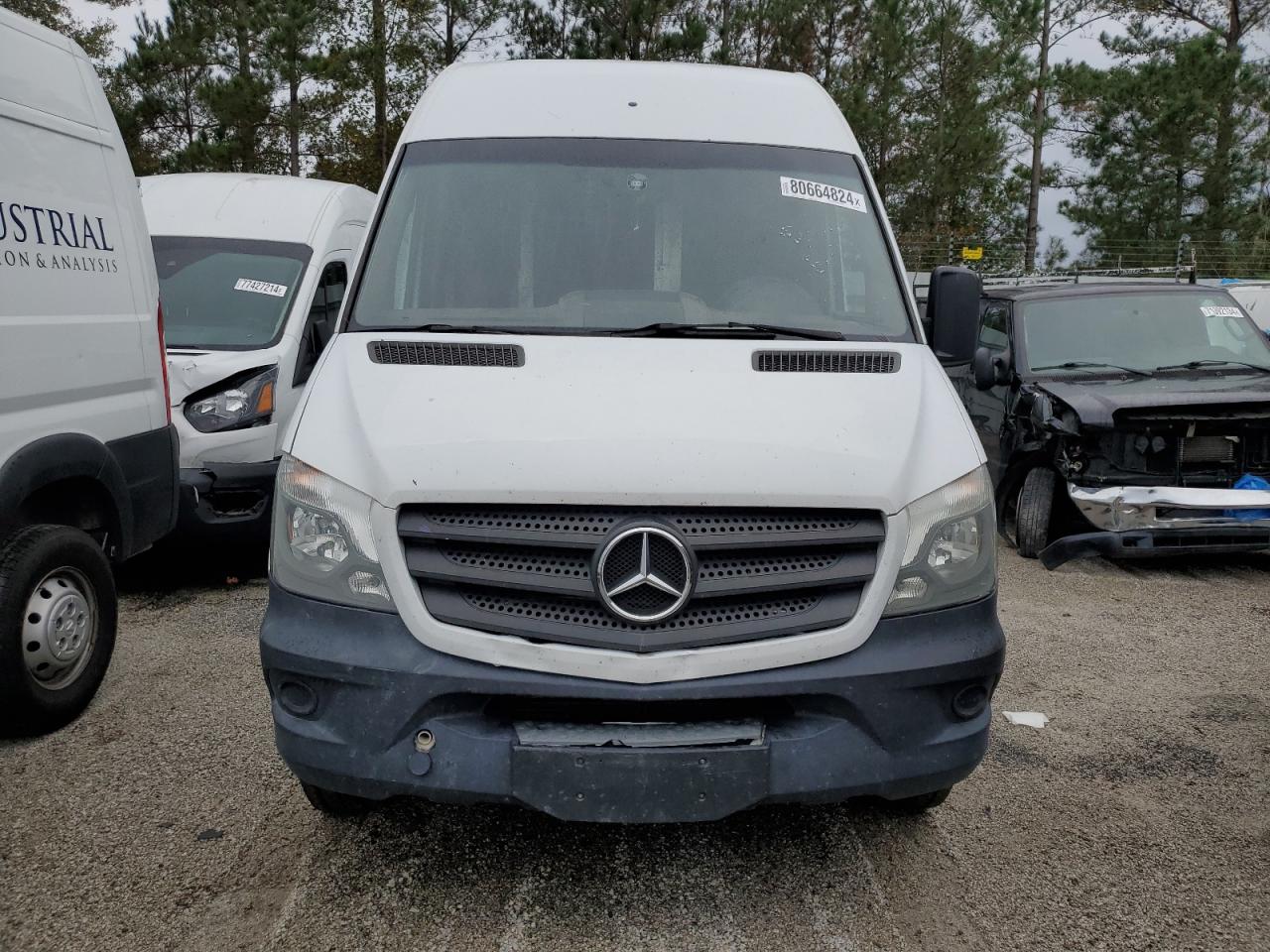 VIN WD3PE8DD2GP250282 2016 MERCEDES-BENZ SPRINTER no.5