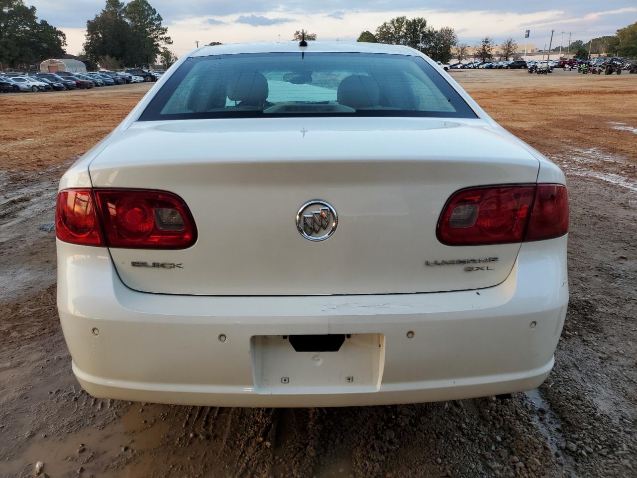 2007 Buick Lucerne - Image 6