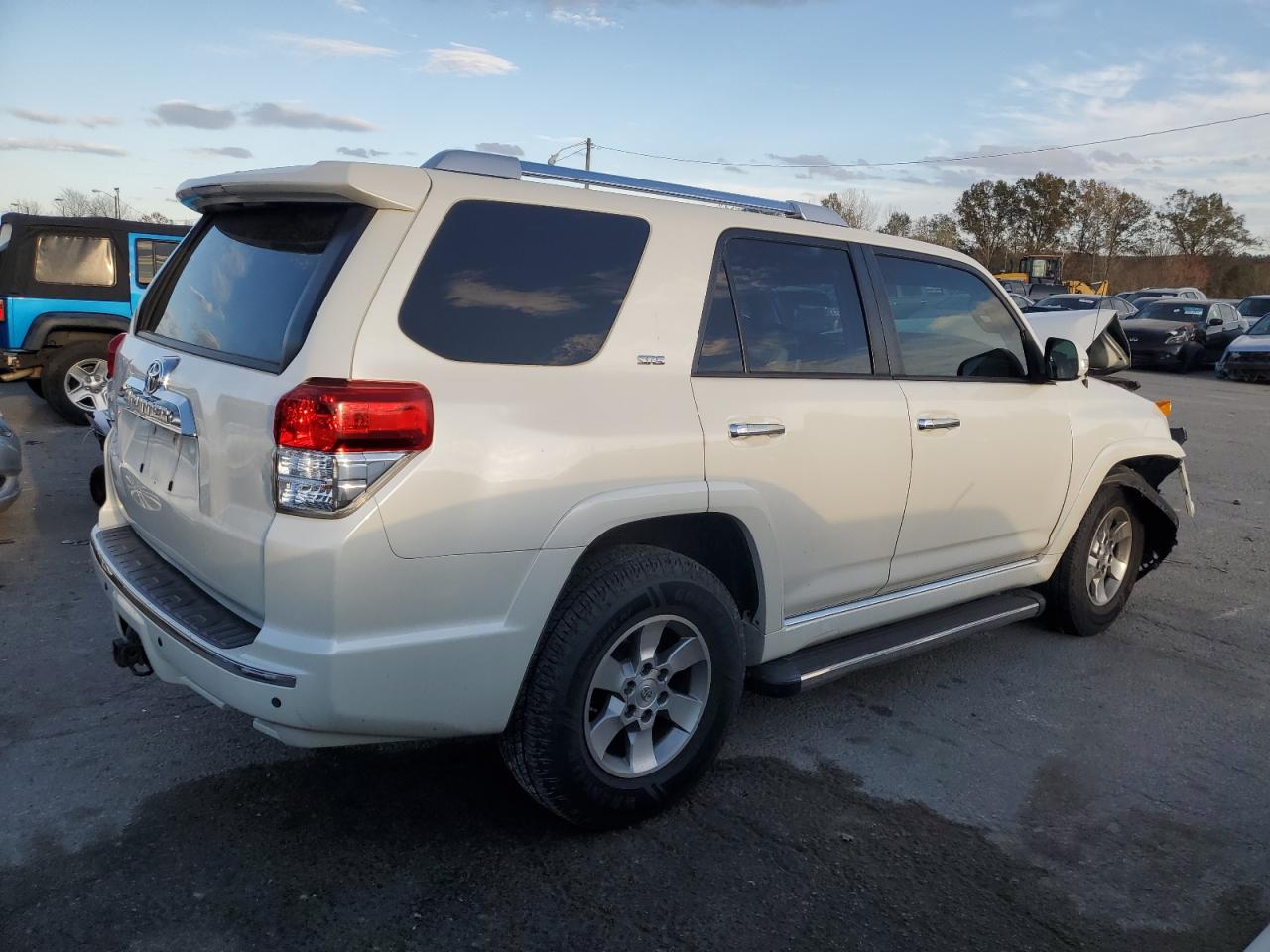 2012 Toyota 4Runner - Image 3