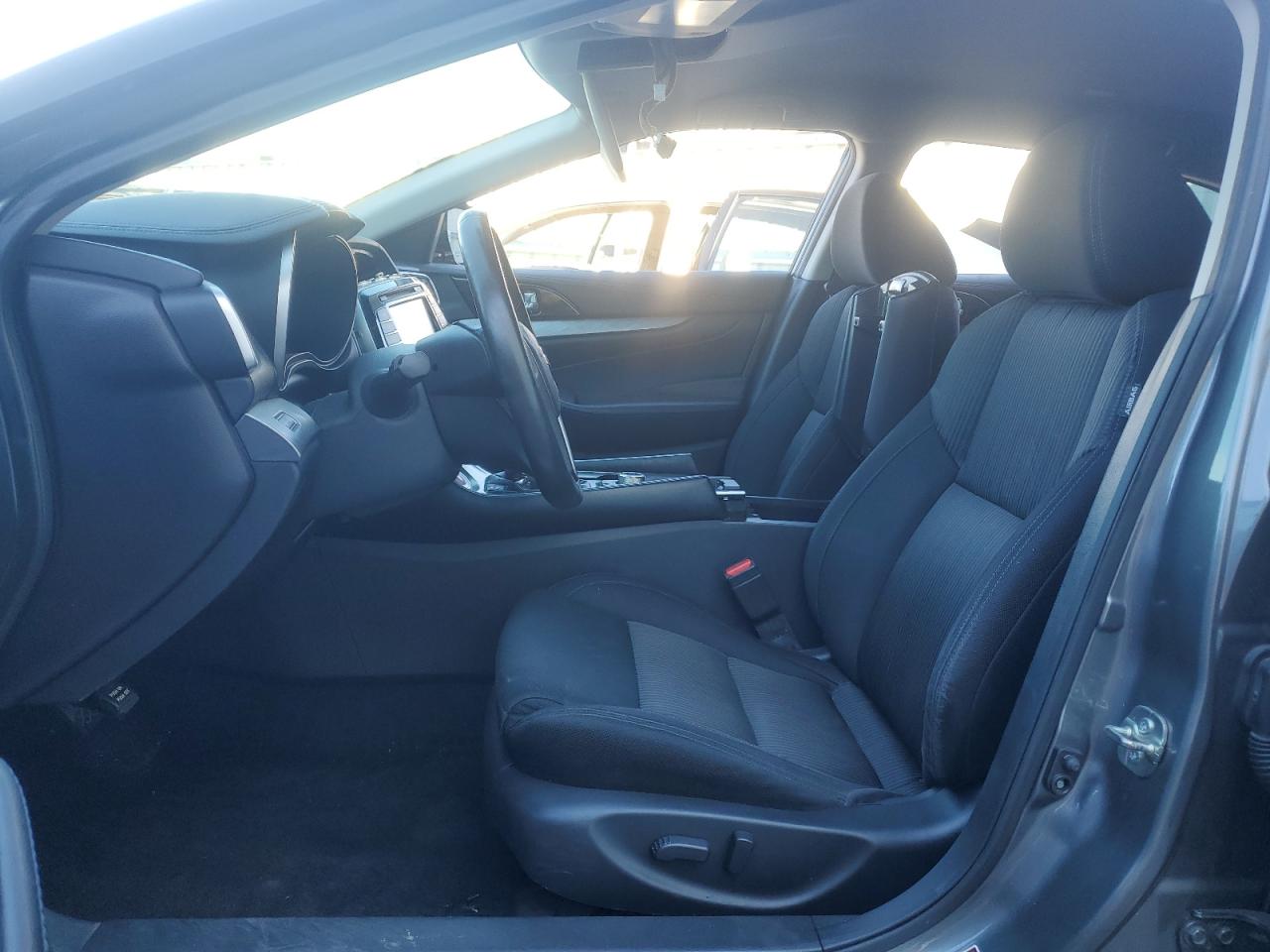 2017 Nissan Maxima - Image 7