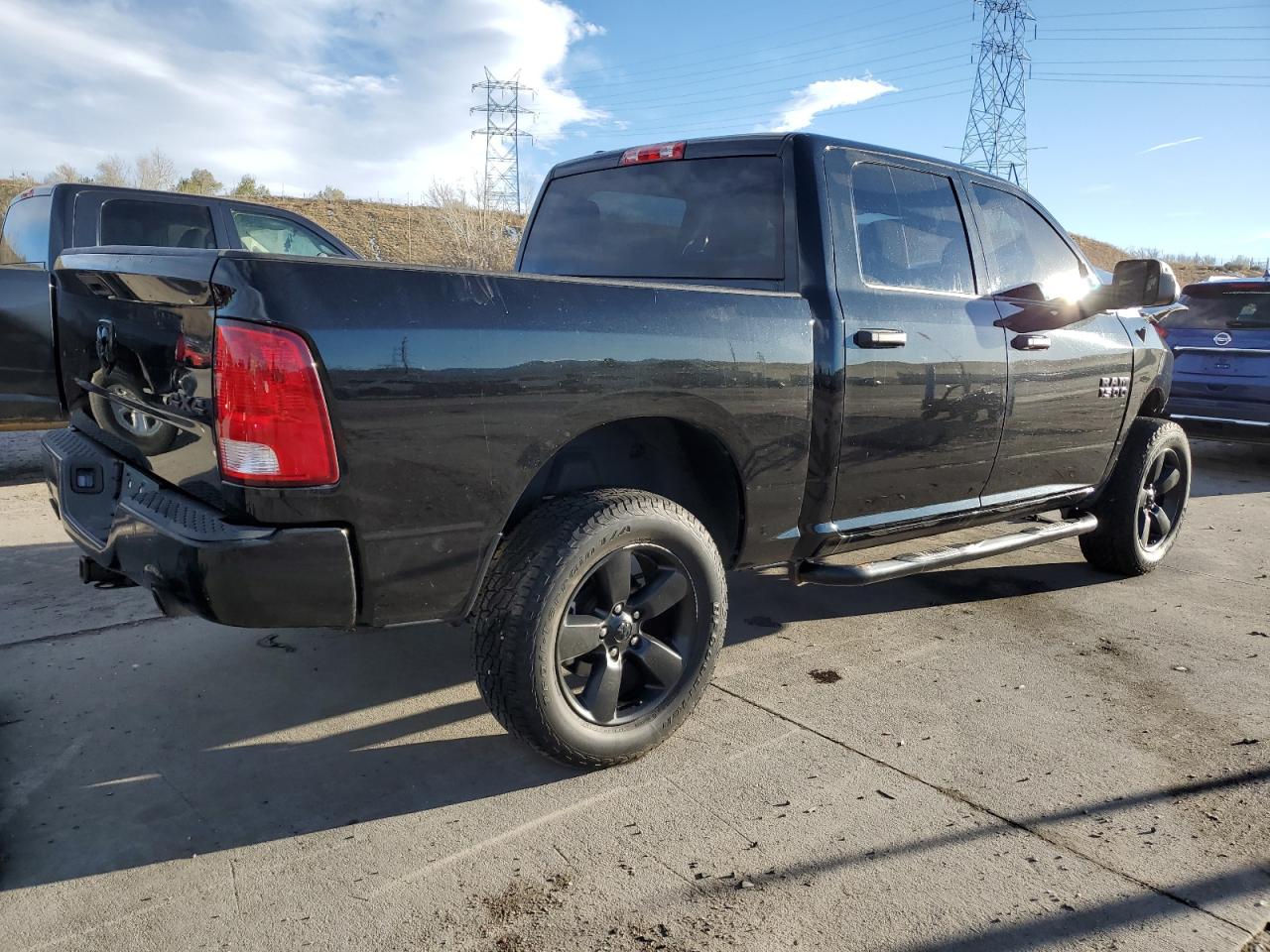 VIN 1C6RR7KGXJS238581 2018 RAM 1500 no.3