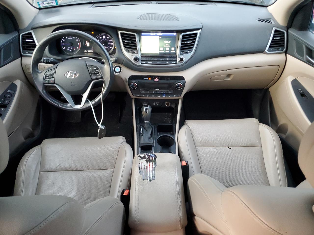 2016 Hyundai Tucson - Image 8