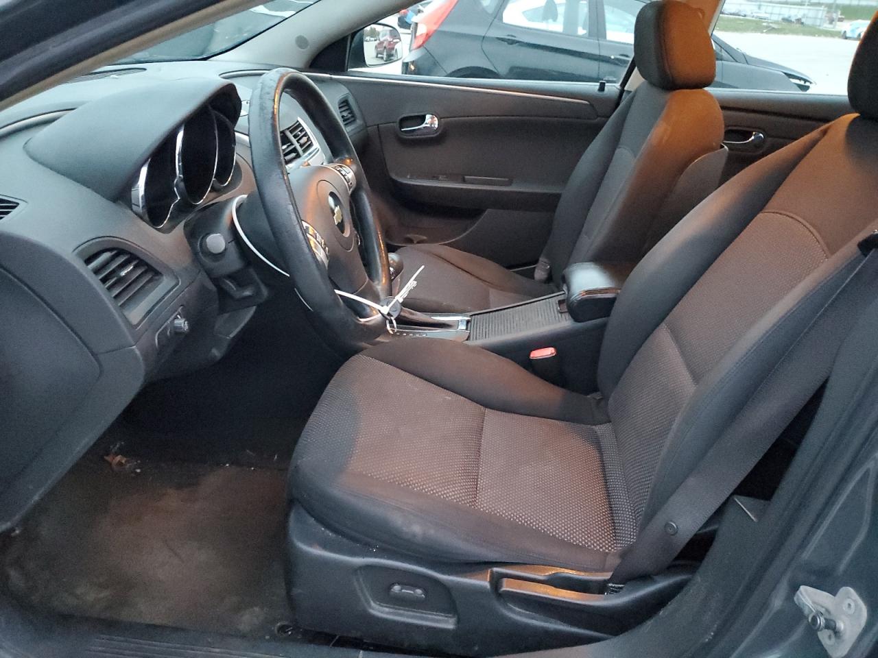 2009 Chevrolet Malibu - Image 7