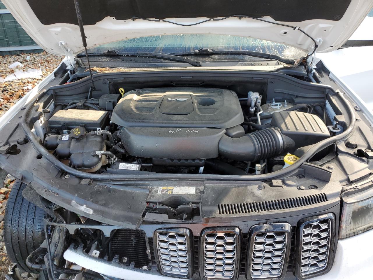 2019 Jeep Grand Cherokee - Image 13