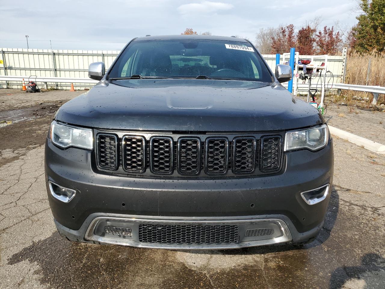 2017 Jeep Grand Cherokee - Image 5