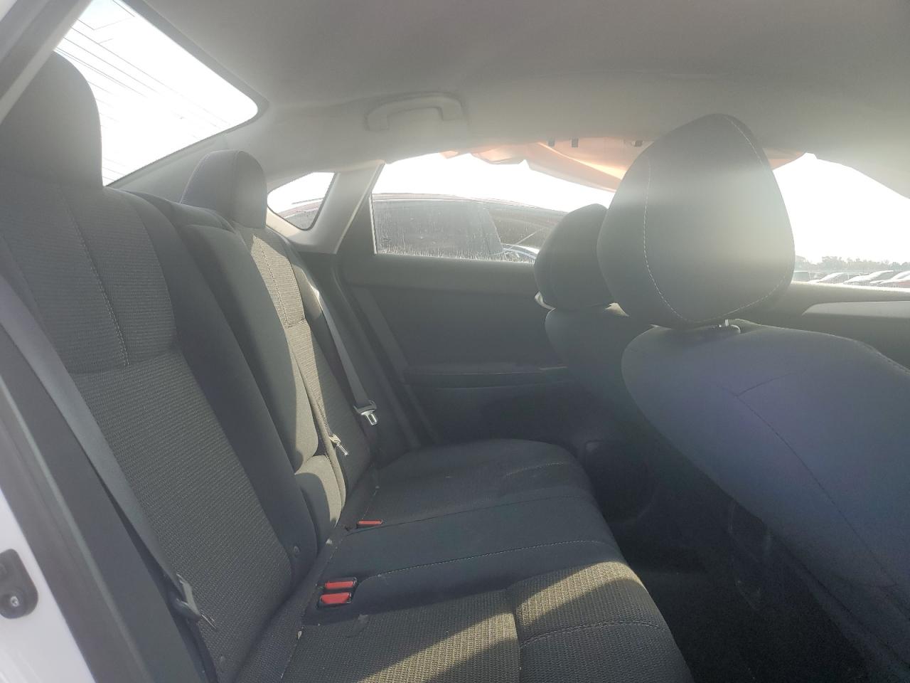 2015 Nissan Sentra - Image 11