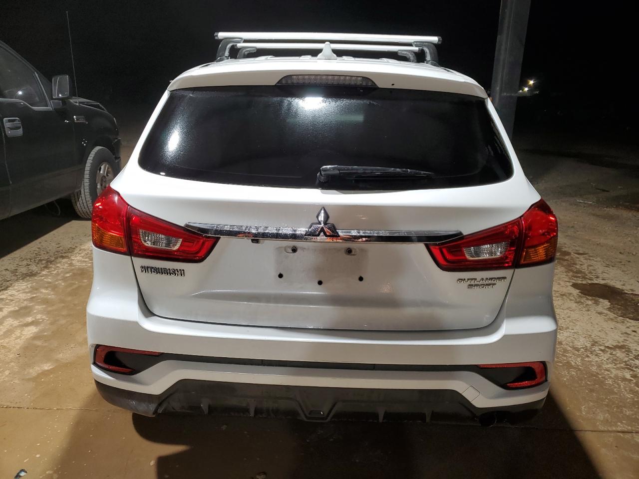 2018 Mitsubishi Outlander Sport Es VIN: JA4AP3AU0JU023785 Lot: 79426664