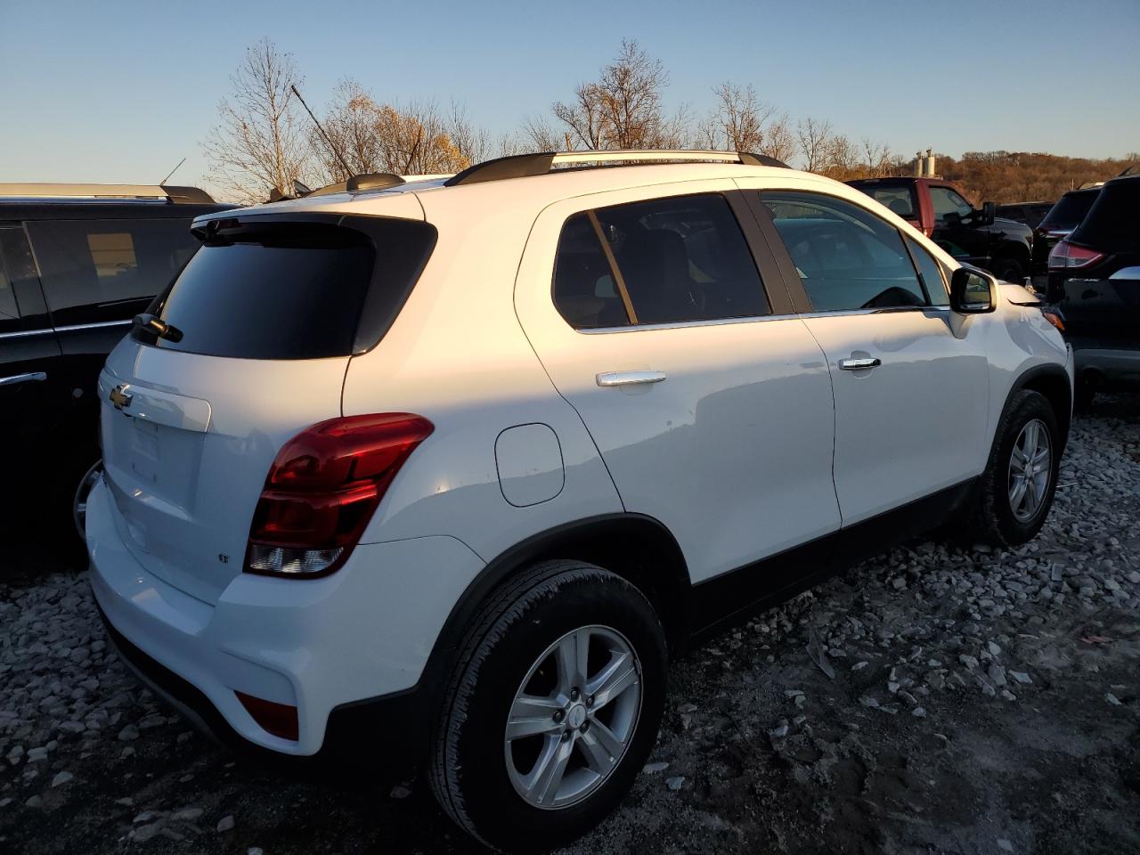 2019 Chevrolet Trax - Image 3