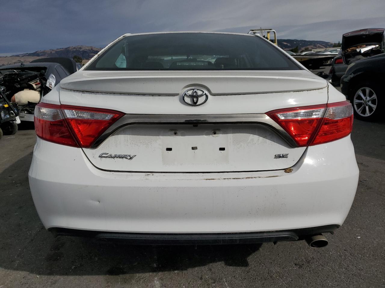 2015 Toyota Camry Le VIN: 4T1BF1FK7FU996920 Lot: 81561464