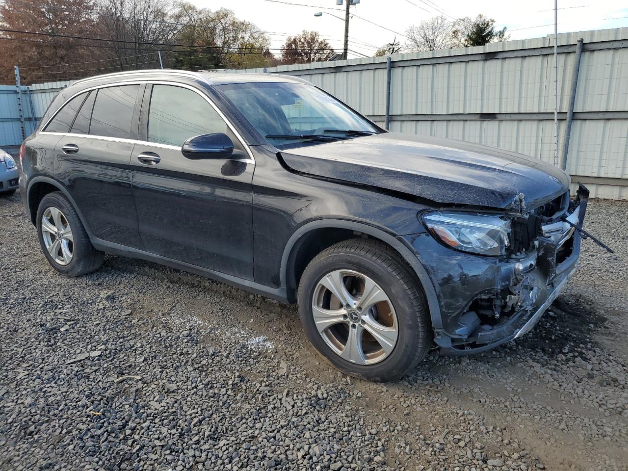 2018 Mercedes-Benz GLC - Image 4