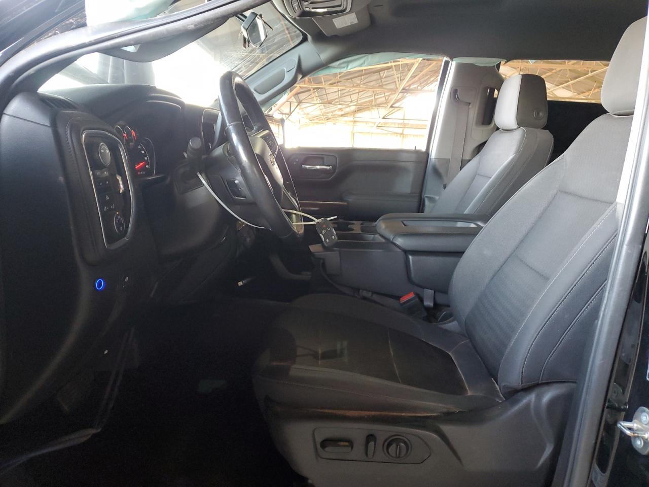 2019 Chevrolet Silverado - Image 7