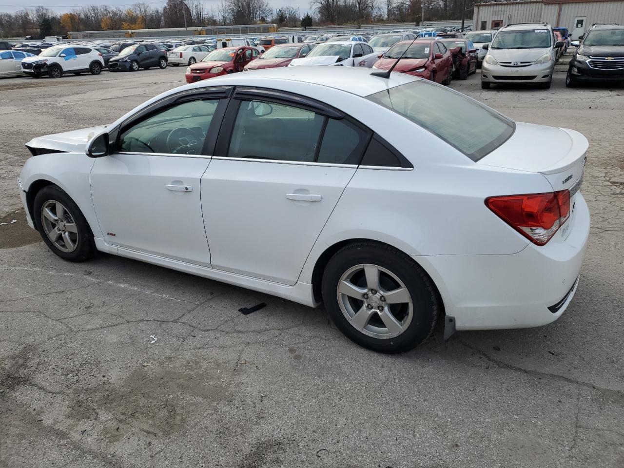 2012 Chevrolet Cruze - Image 2