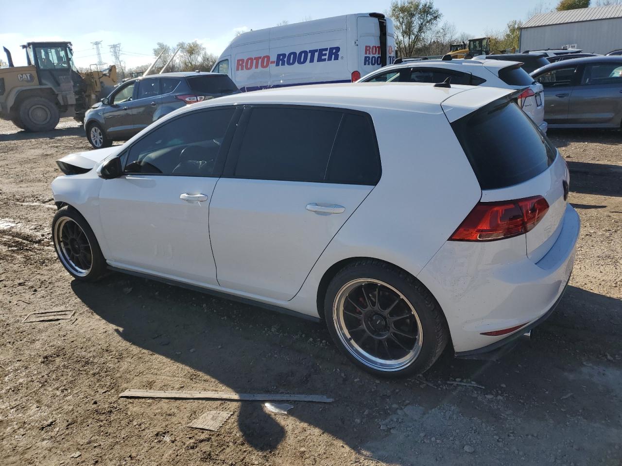 VIN 3VW4T7AU3FM023858 2015 VOLKSWAGEN GTI no.2