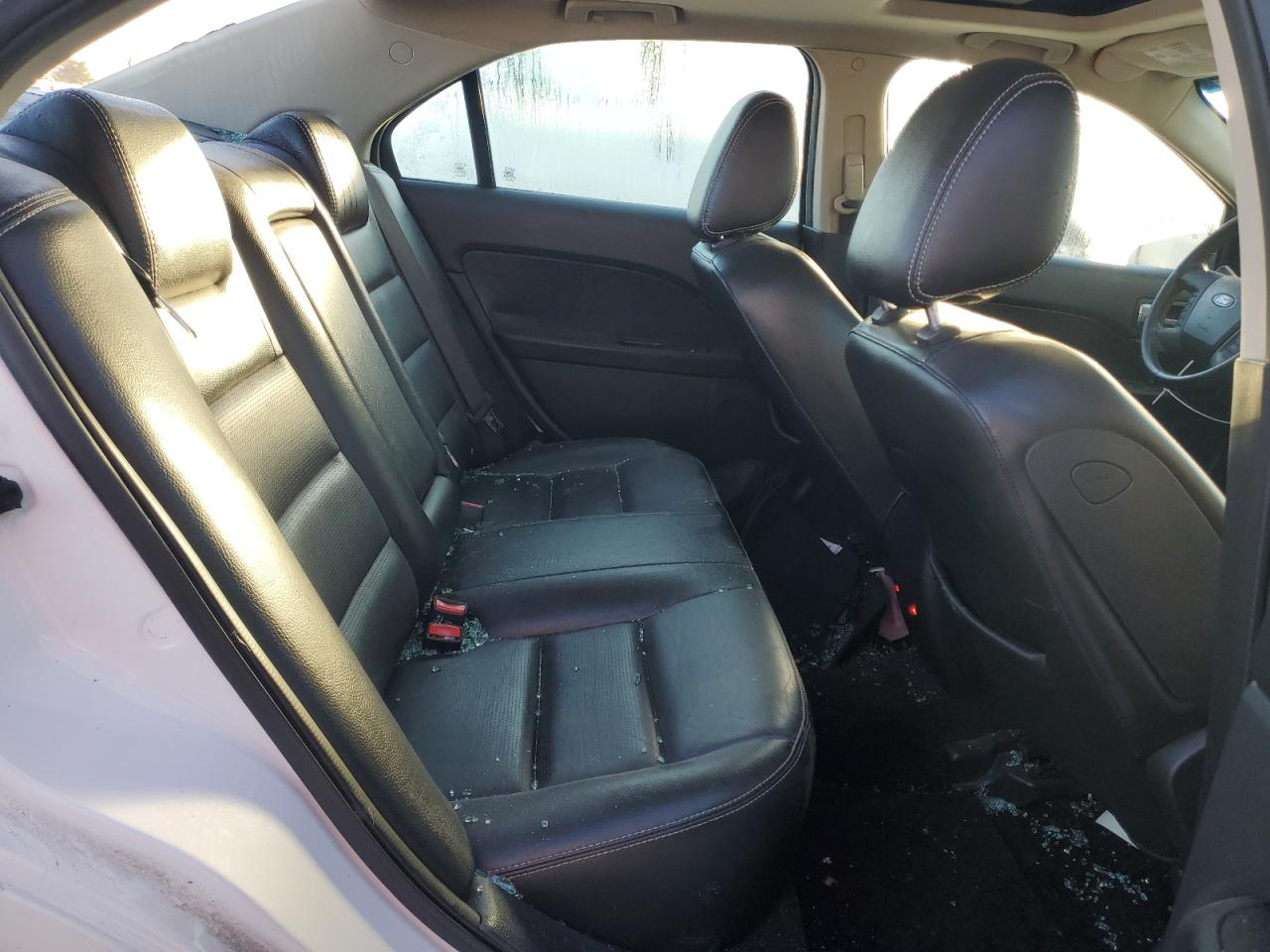 2009 Ford Fusion - Image 11