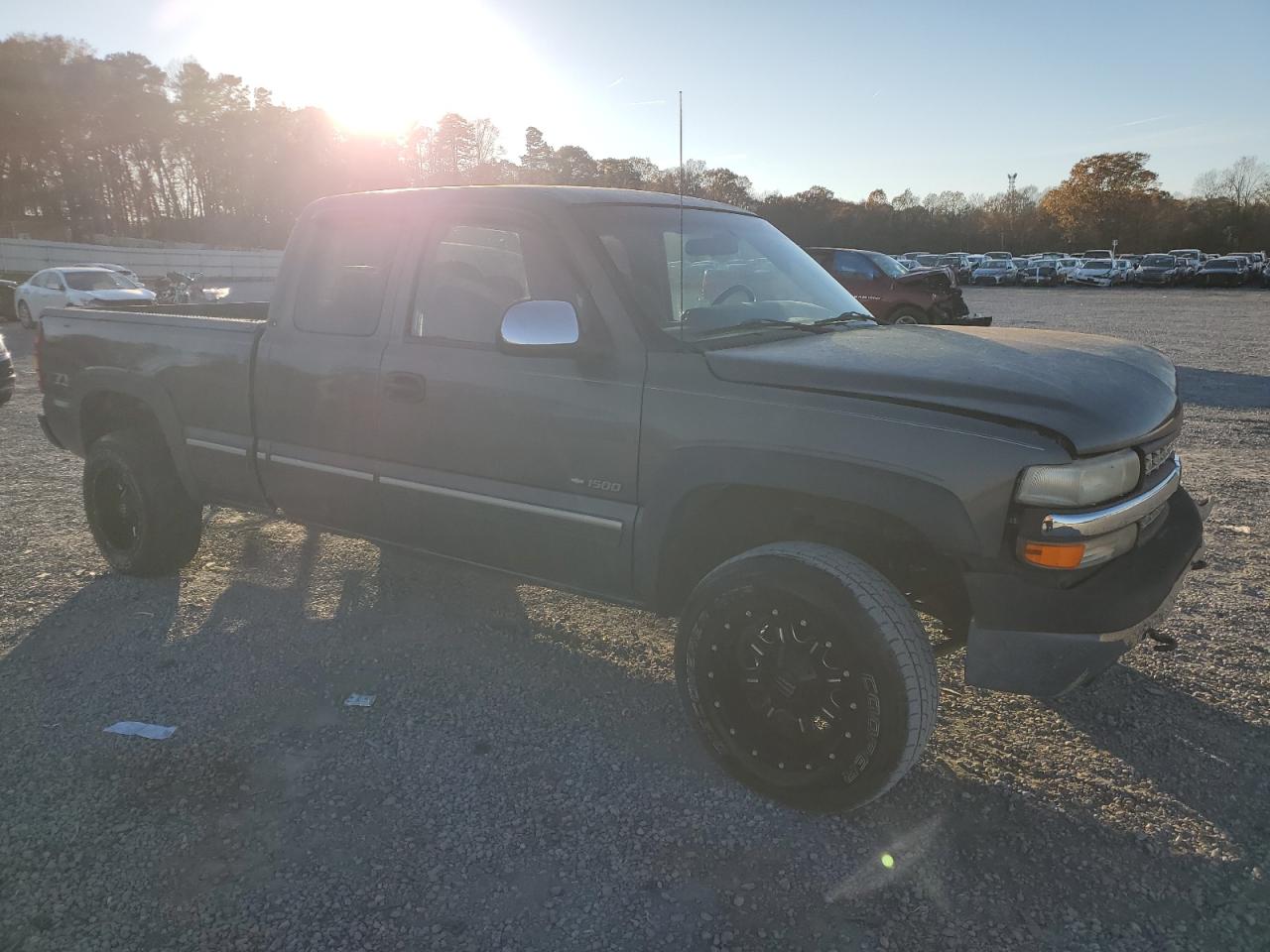 2002 Chevrolet Silverado - Image 4
