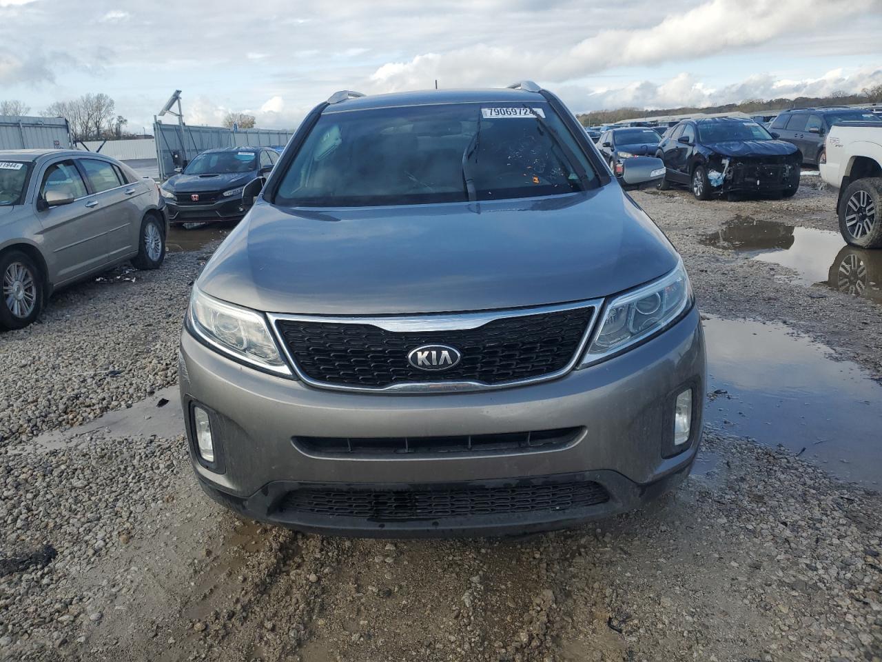2015 Kia Sorento - Image 5