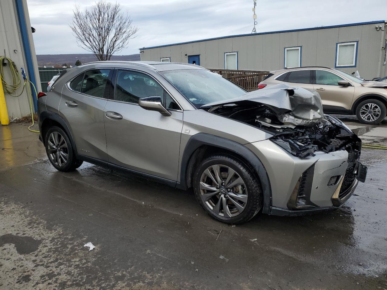 VIN JTHR9JBH5M2038614 2021 LEXUS UX 250H no.4