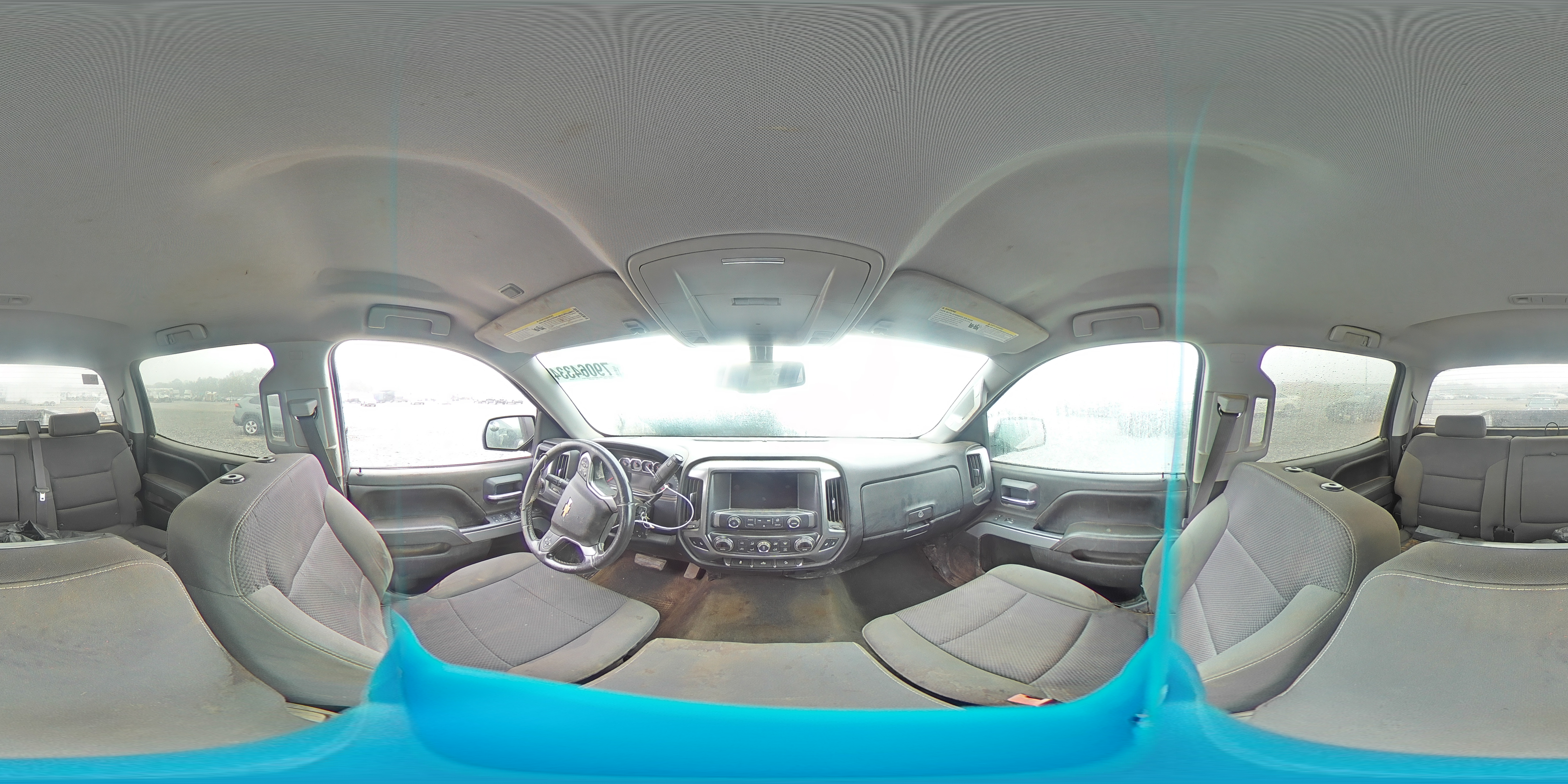 2015 Chevrolet Silverado - Image 12