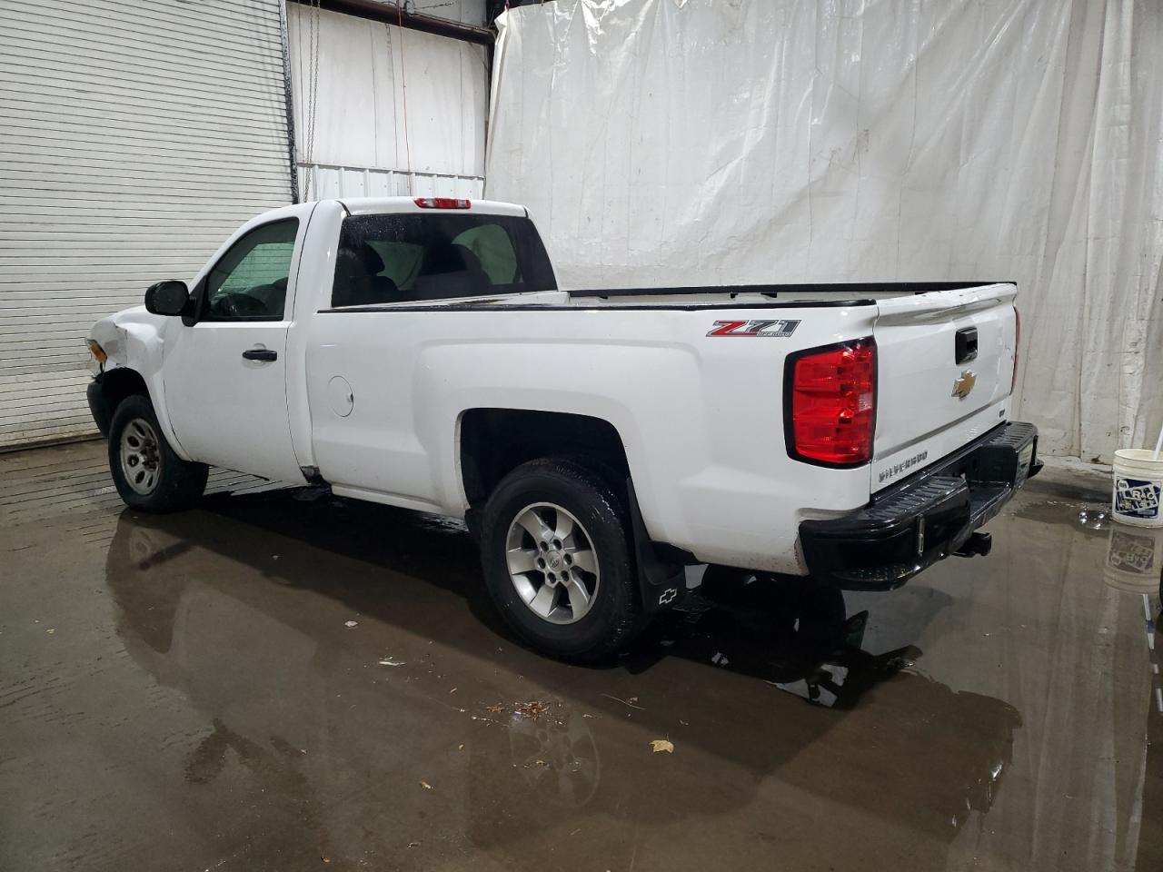 2007 Chevrolet Silverado - Image 2